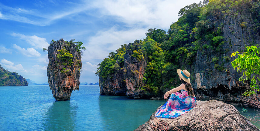 Domestic vs International Travel: Which One Should You Choose?